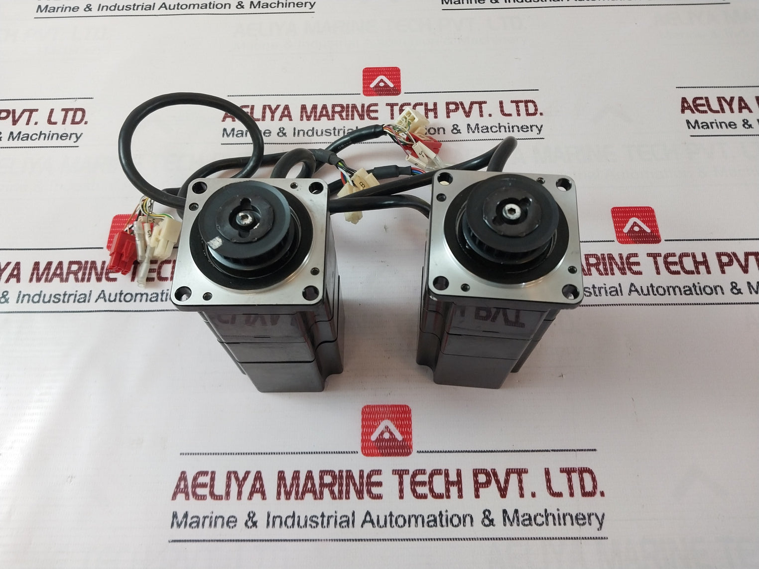 Yaskawa Sgmp-01awyr12 Ac Servo Motor, W: 100 V: 200 A: 0.89