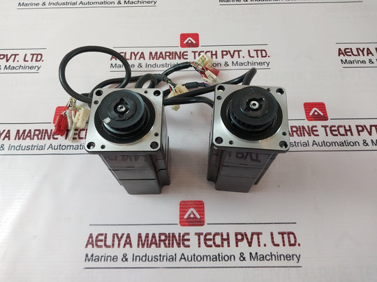 Yaskawa Sgmp-01awyr12 Ac Servo Motor, W: 100 V: 200 A: 0.89
