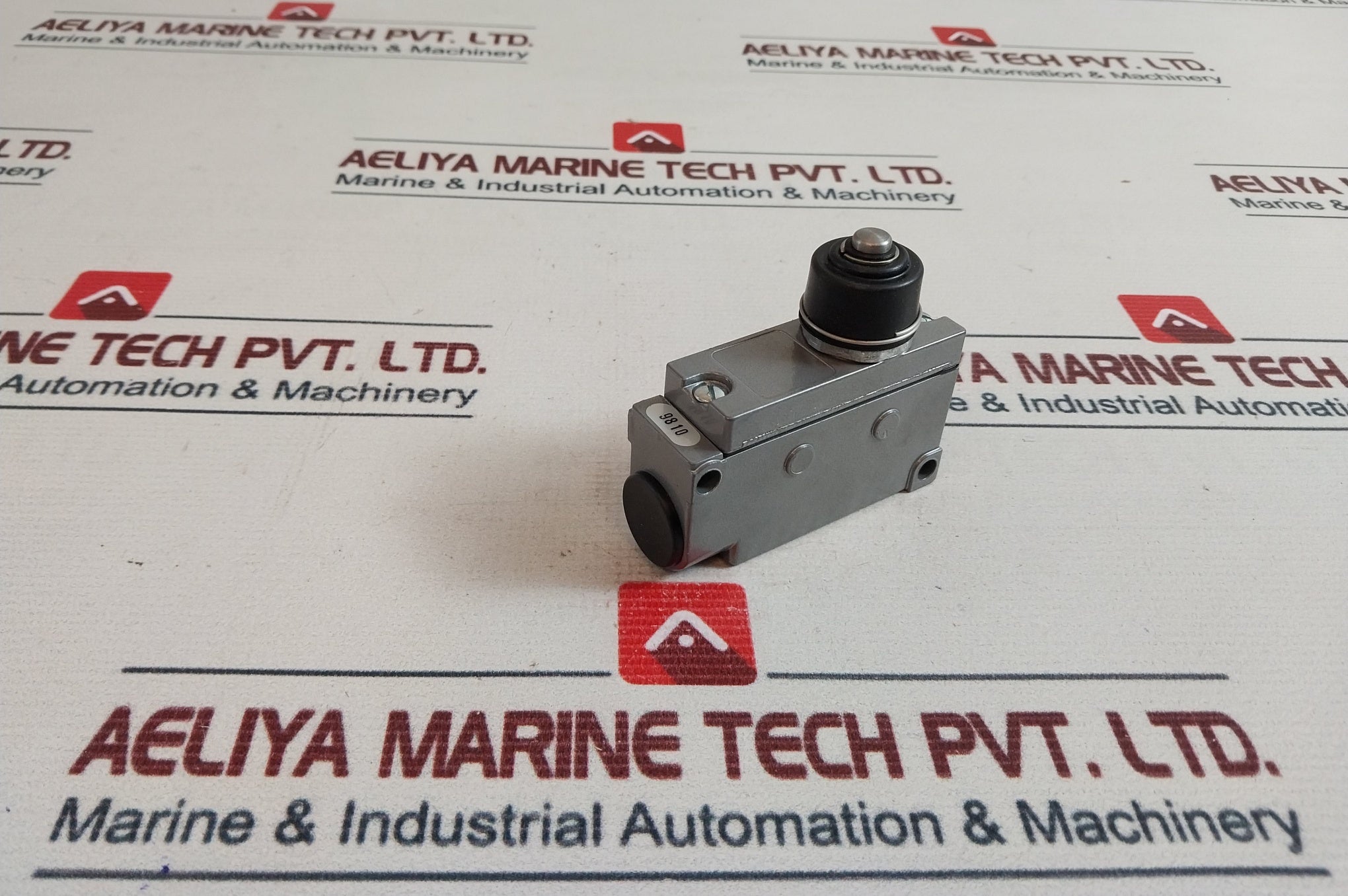 RS 334-628 Limit Switch 15A 480 VAC