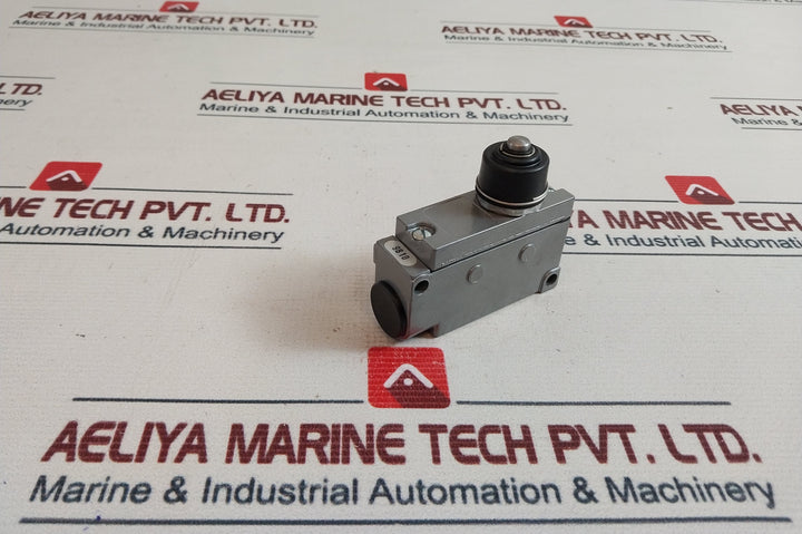RS 334-628 Limit Switch 15A 480 VAC