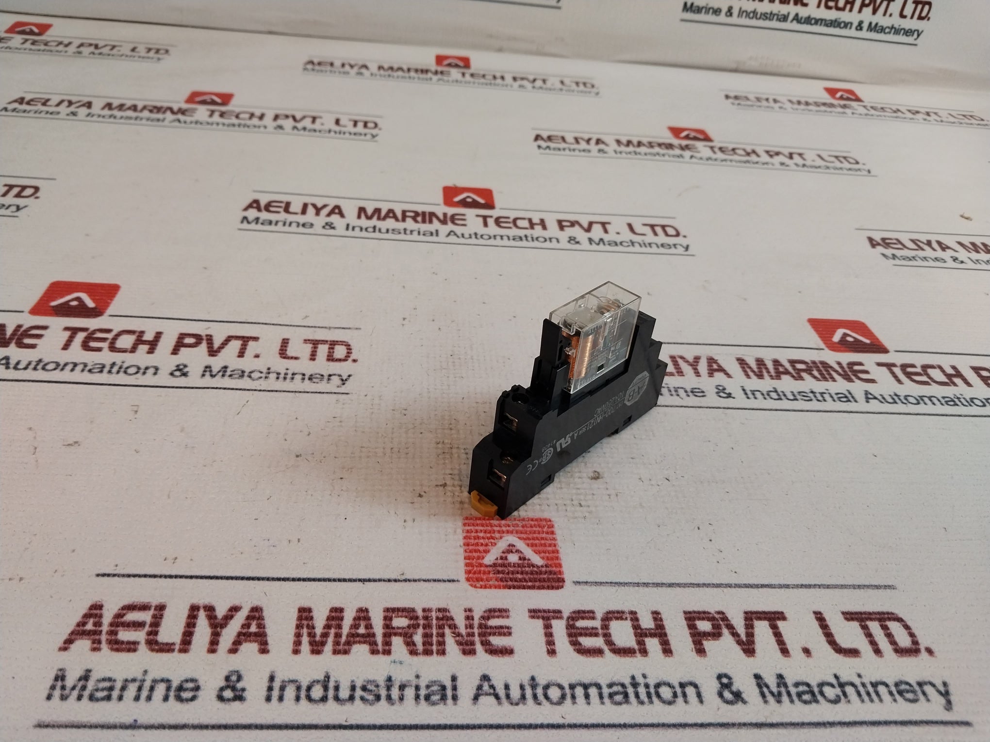 Allen-bradley 700-hn121 Relay With Socket 10A 250Vac