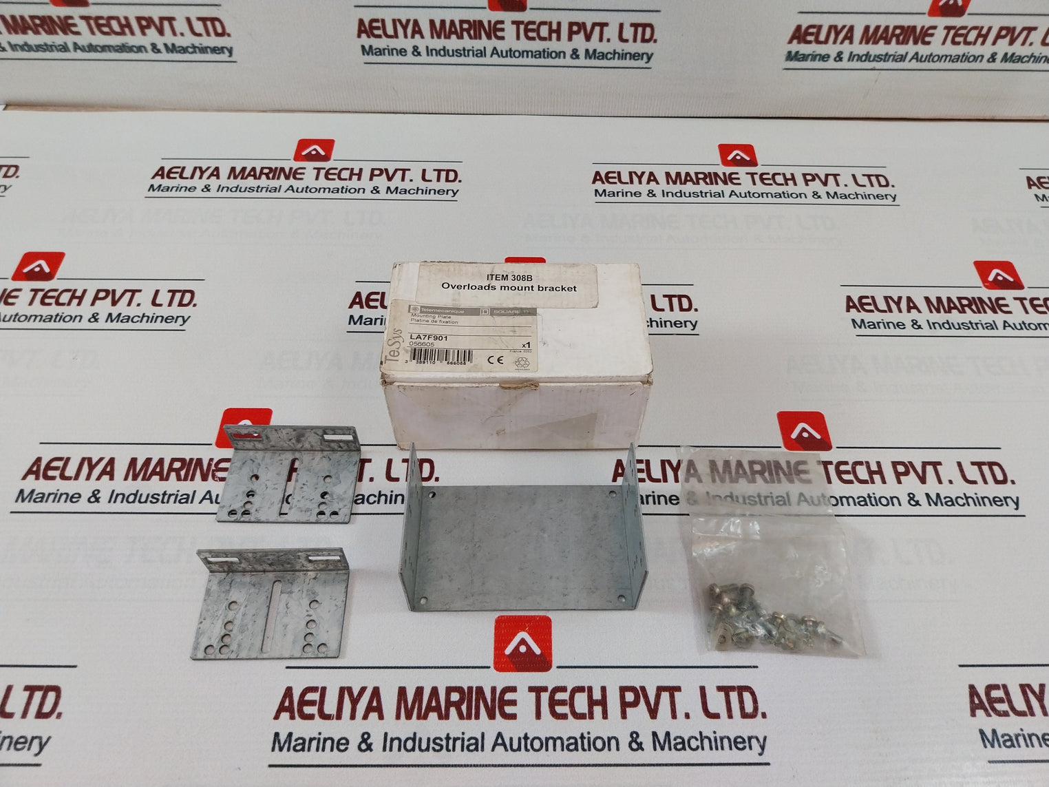 Telemecanique Square D La7F901 Mounting Plate 056605