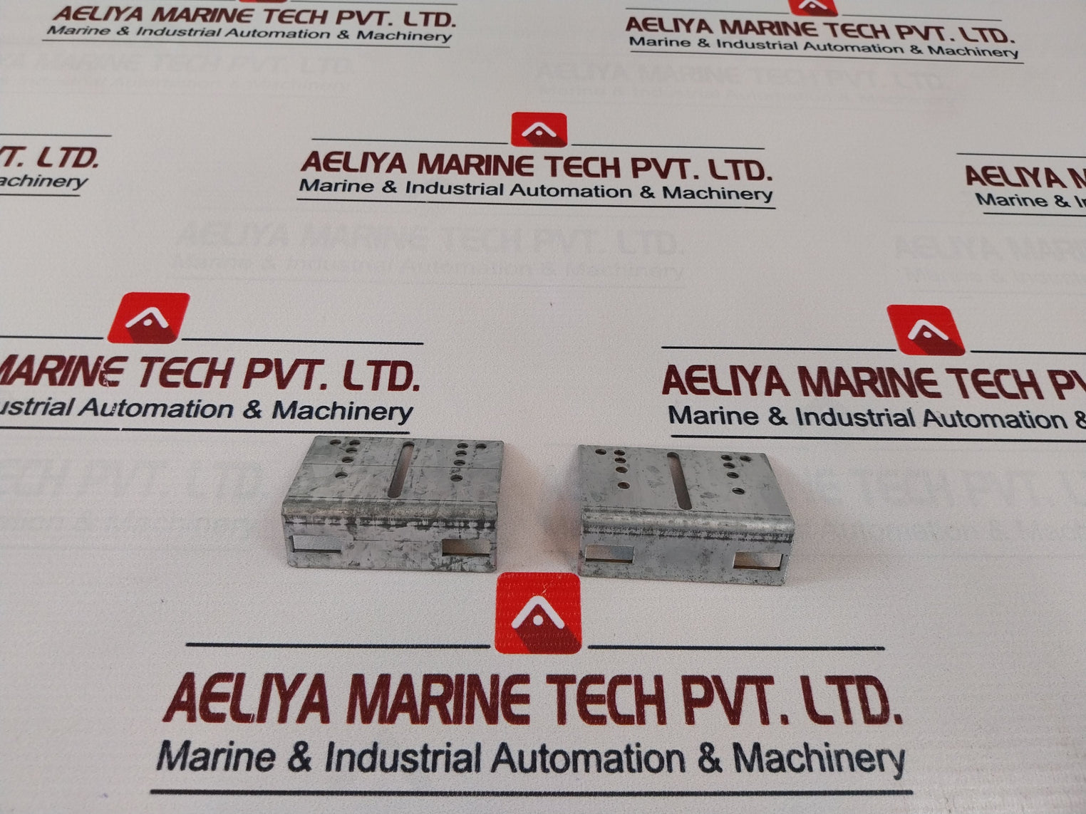 Telemecanique Square D La7F901 Mounting Plate 056605