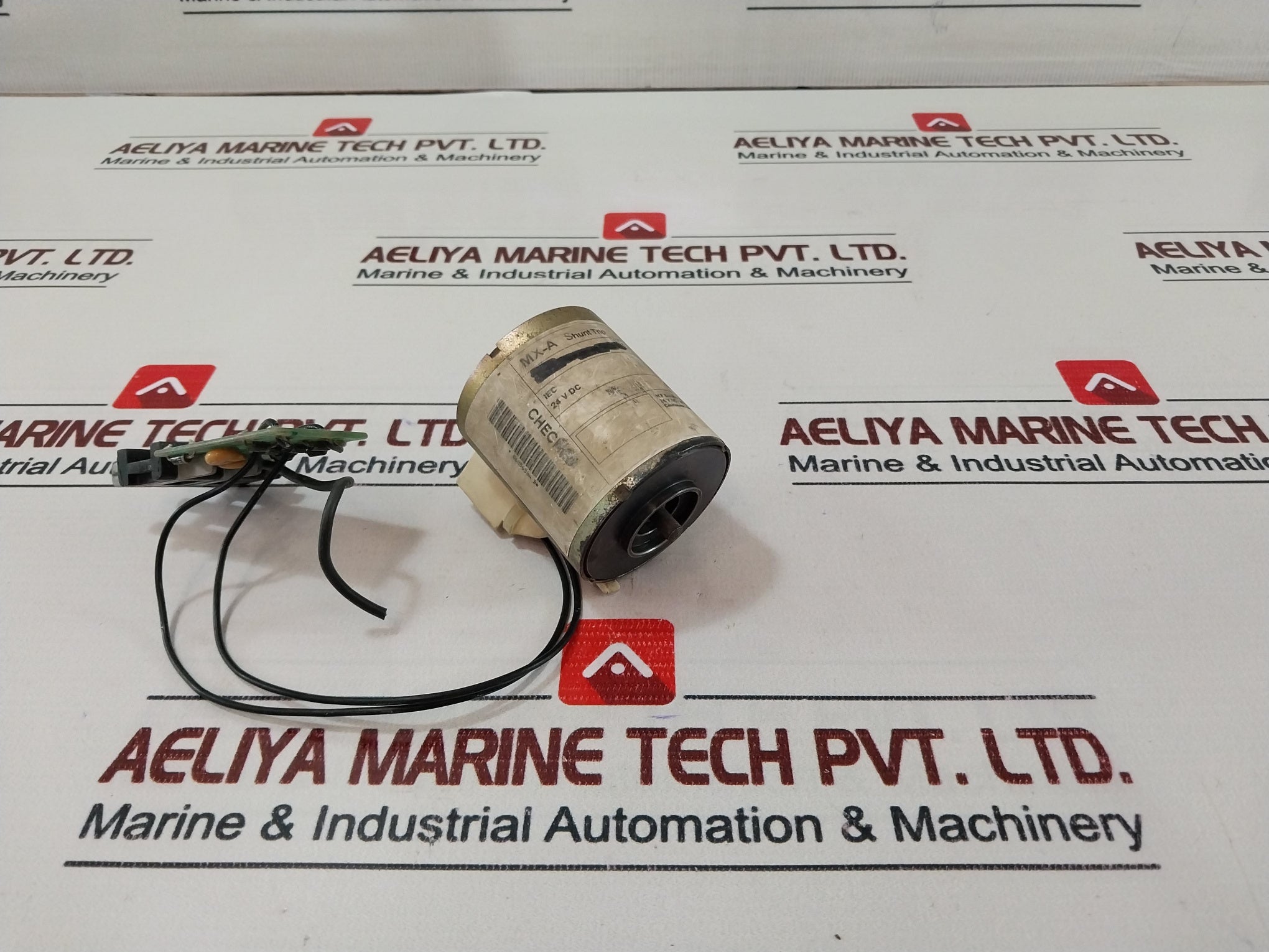 Merlin Gerin 685.650 Mp Circuit Breaker Accessory 24 V Dc