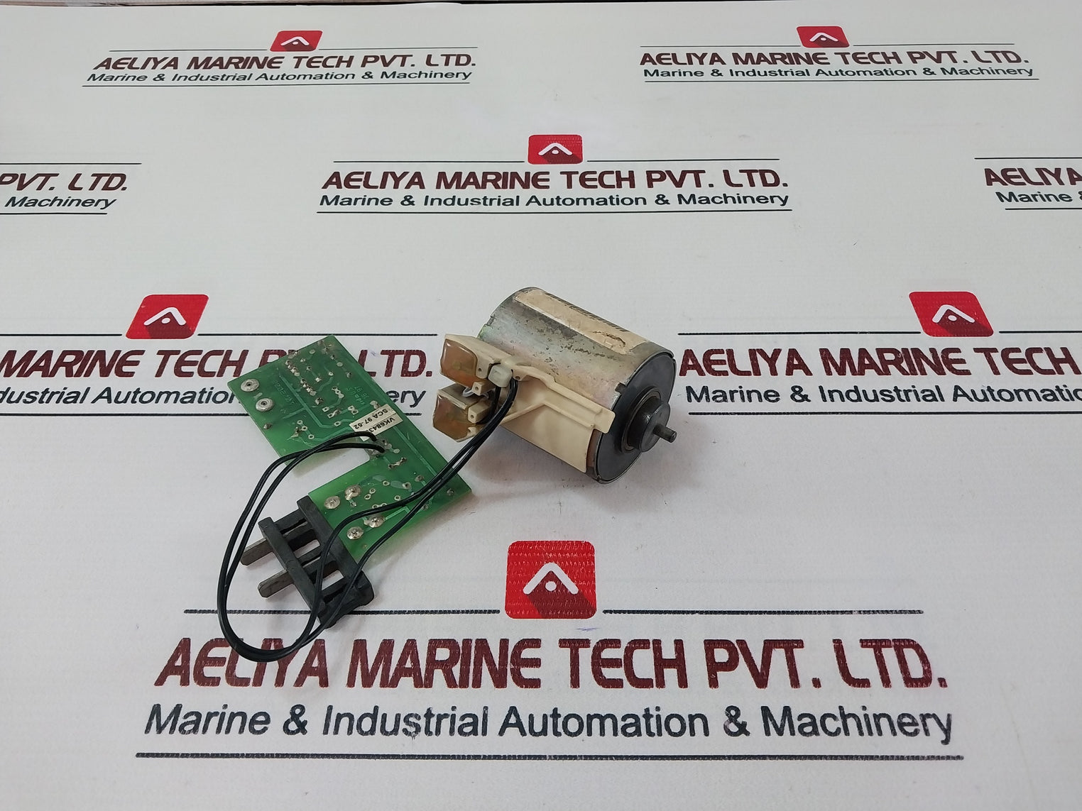 Merlin Gerin 685 683 Mp Circuit Breaker Accessory 200/220 V Dc