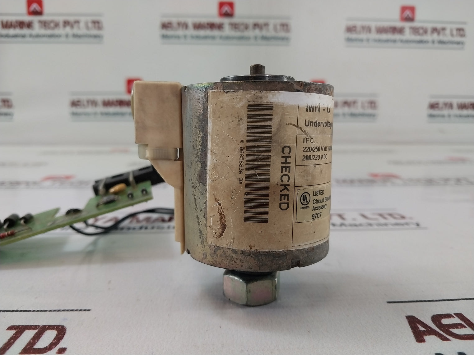 Merlin Gerin 685 683 Mp Circuit Breaker Accessory 200/220 V Dc