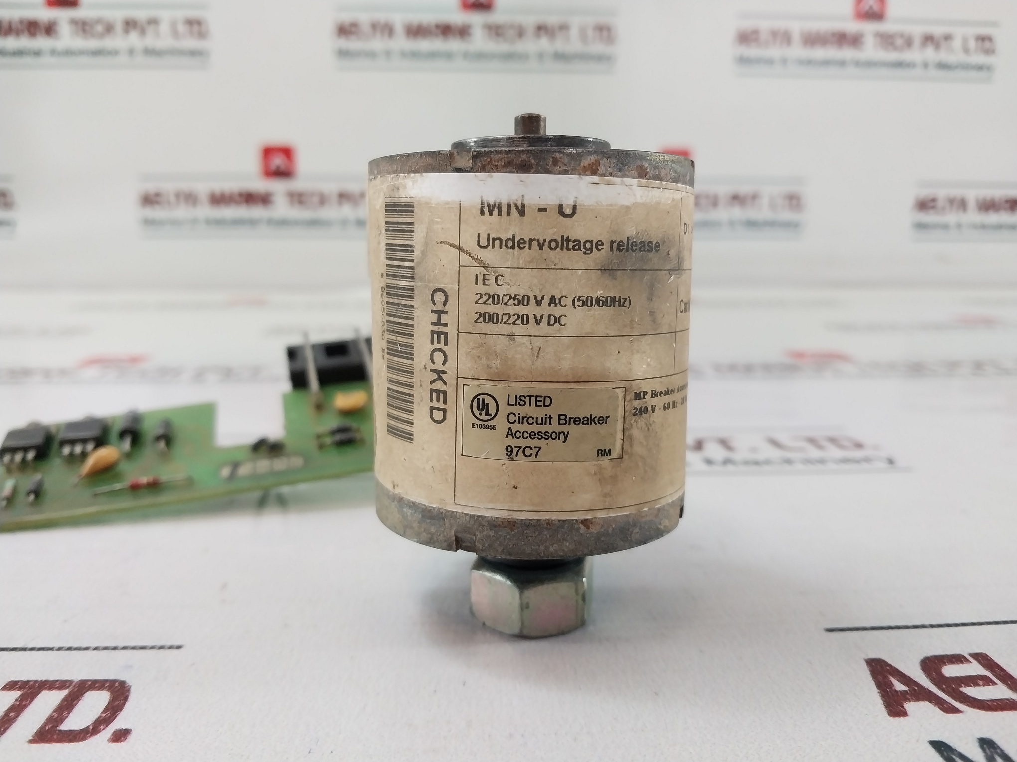 Merlin Gerin 685 683 Mp Circuit Breaker Accessory 200/220 V Dc