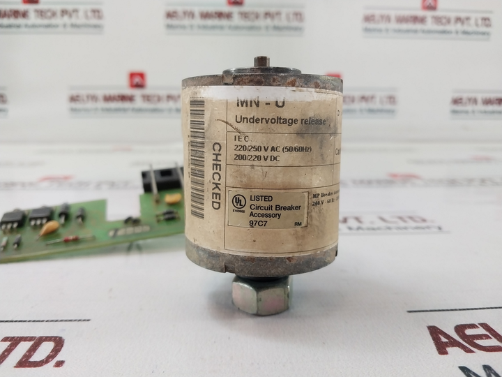 Merlin Gerin 685 683 Mp Circuit Breaker Accessory 200/220 V Dc