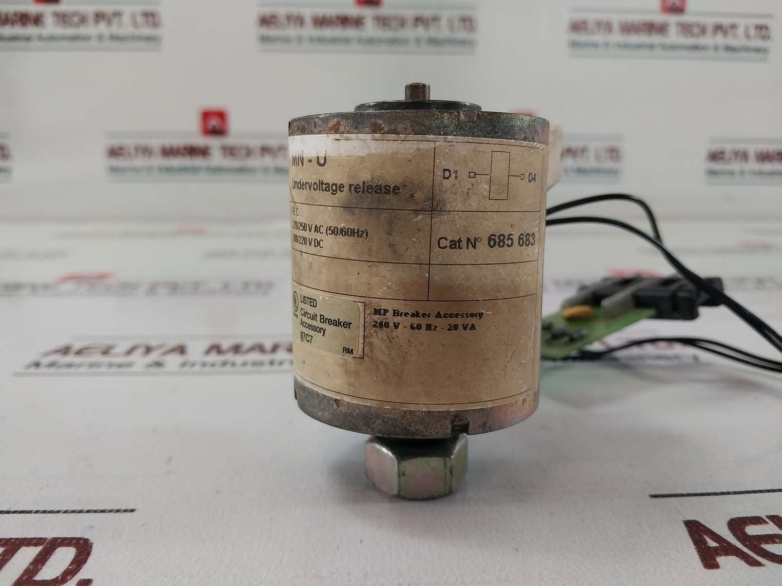 Merlin Gerin 685 683 Mp Circuit Breaker Accessory 200/220 V Dc