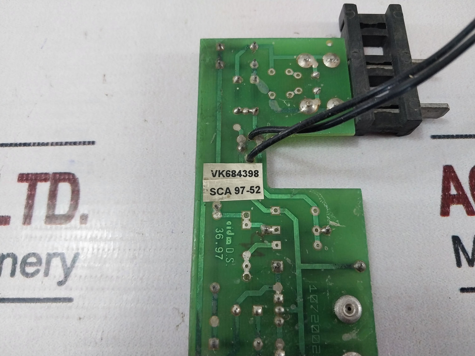 Merlin Gerin 685 683 Mp Circuit Breaker Accessory 200/220 V Dc