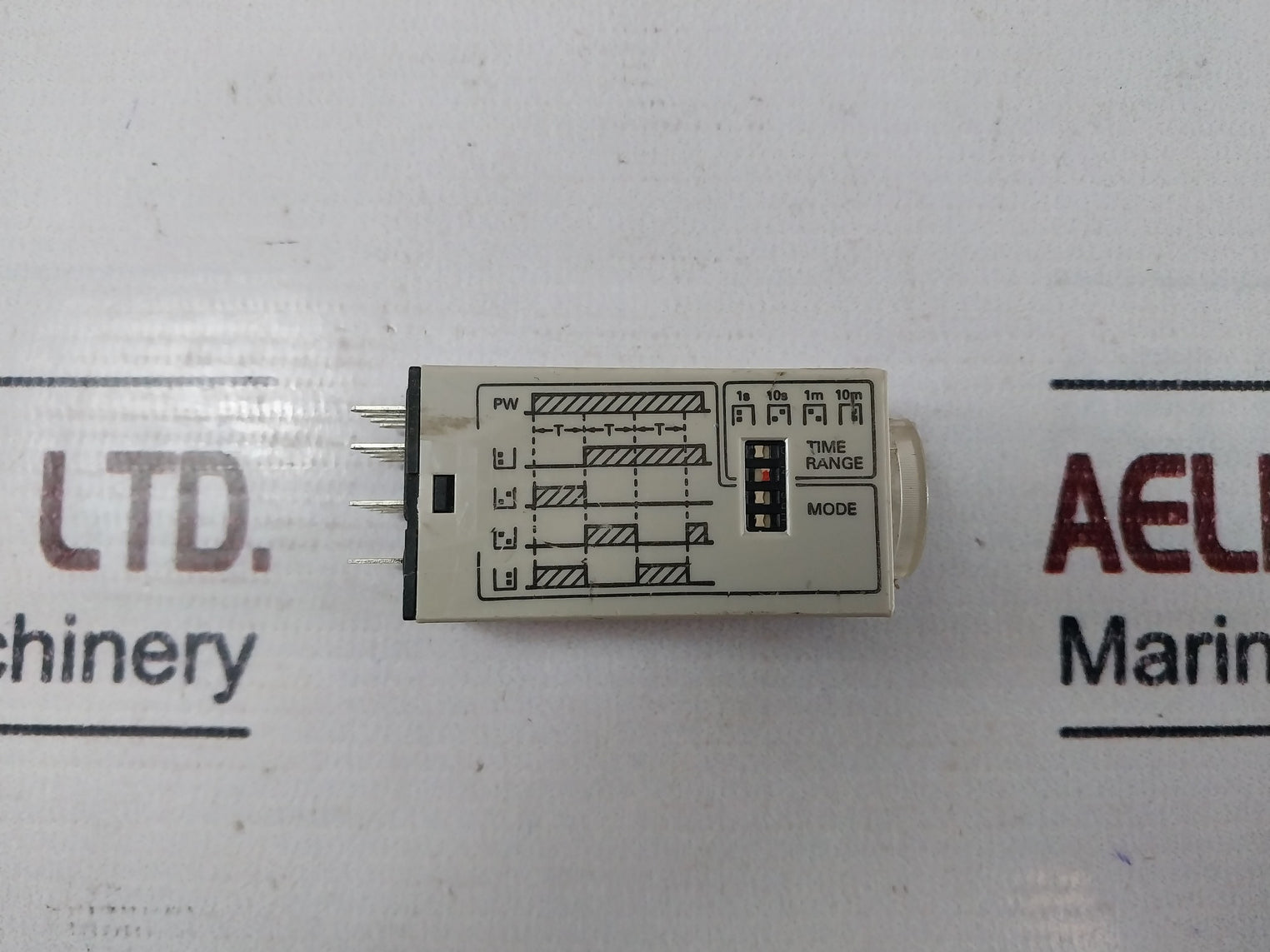 Omron H3Yn-4 Time Delay Relay With Socket 24V Dc