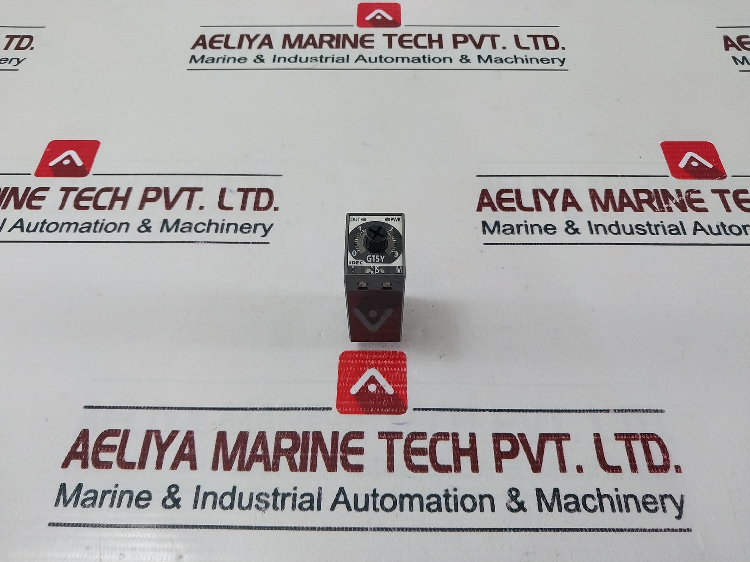 Lot Of 2X Idec Gt5Y-2Sn Electronic Timer 200-240 Vac