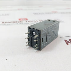 Lot Of 2X IDEC GT5Y-2SN Electronic Timer 200-240 VAC