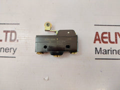 Lot Of 5X 334-404 A Short Roller Micro Switch