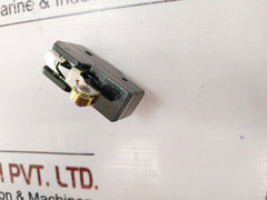Lot Of 5X 334-404 A Short Roller Micro Switch