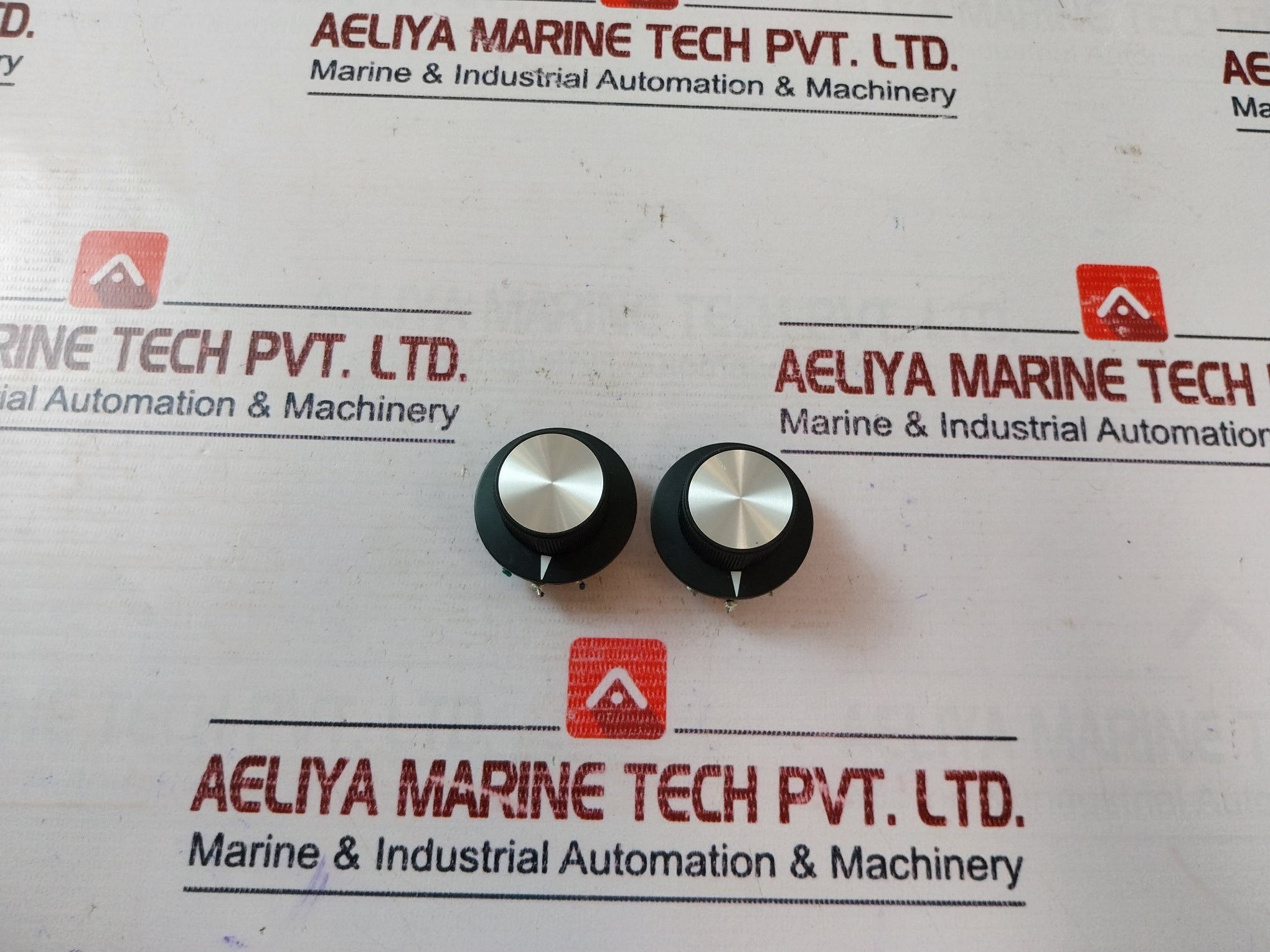 Lot Of 2X Uy5095 1143Z