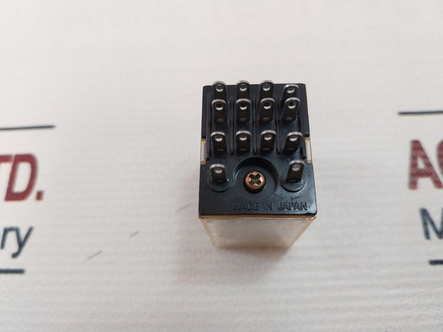 Lot Of 5X Omron My4N Relay 100/110 Vac