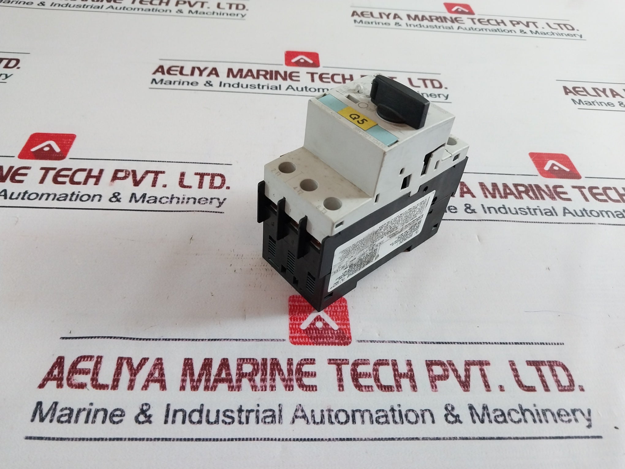 Siemens 3Rv1021-1Da10 Motor Starter Circuit Breaker 42A 50/60Hz
