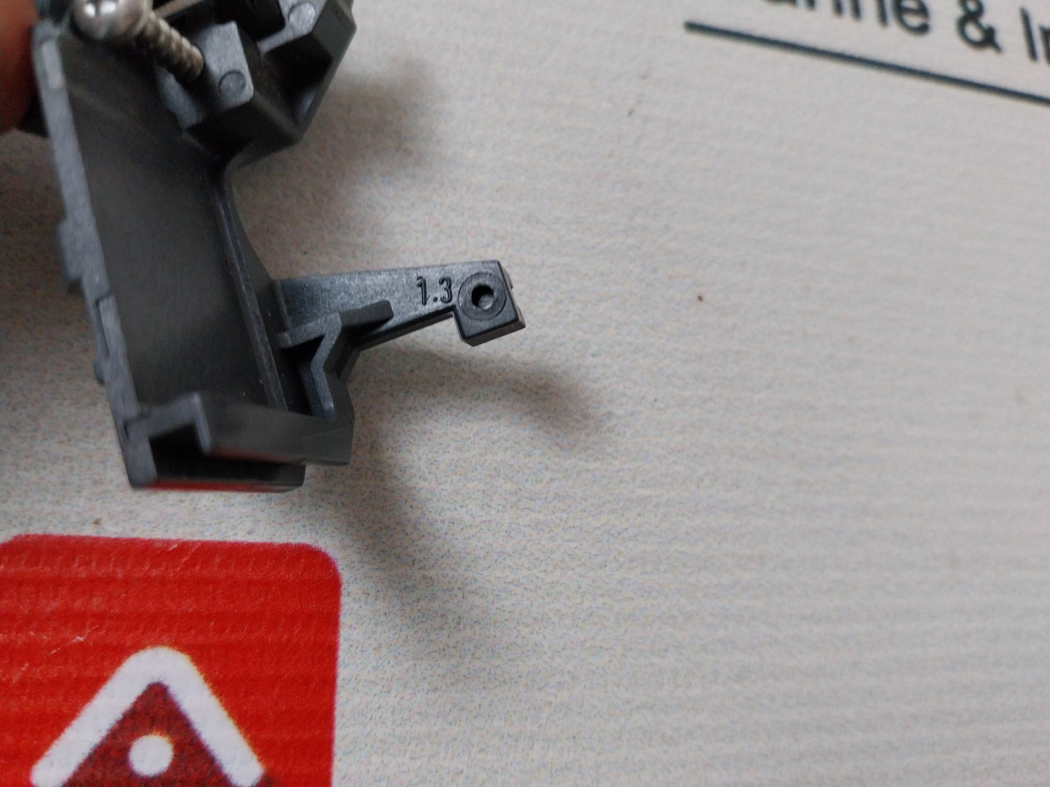 Schneider Electric Lv429451 Sde Adapter For Trip Unit