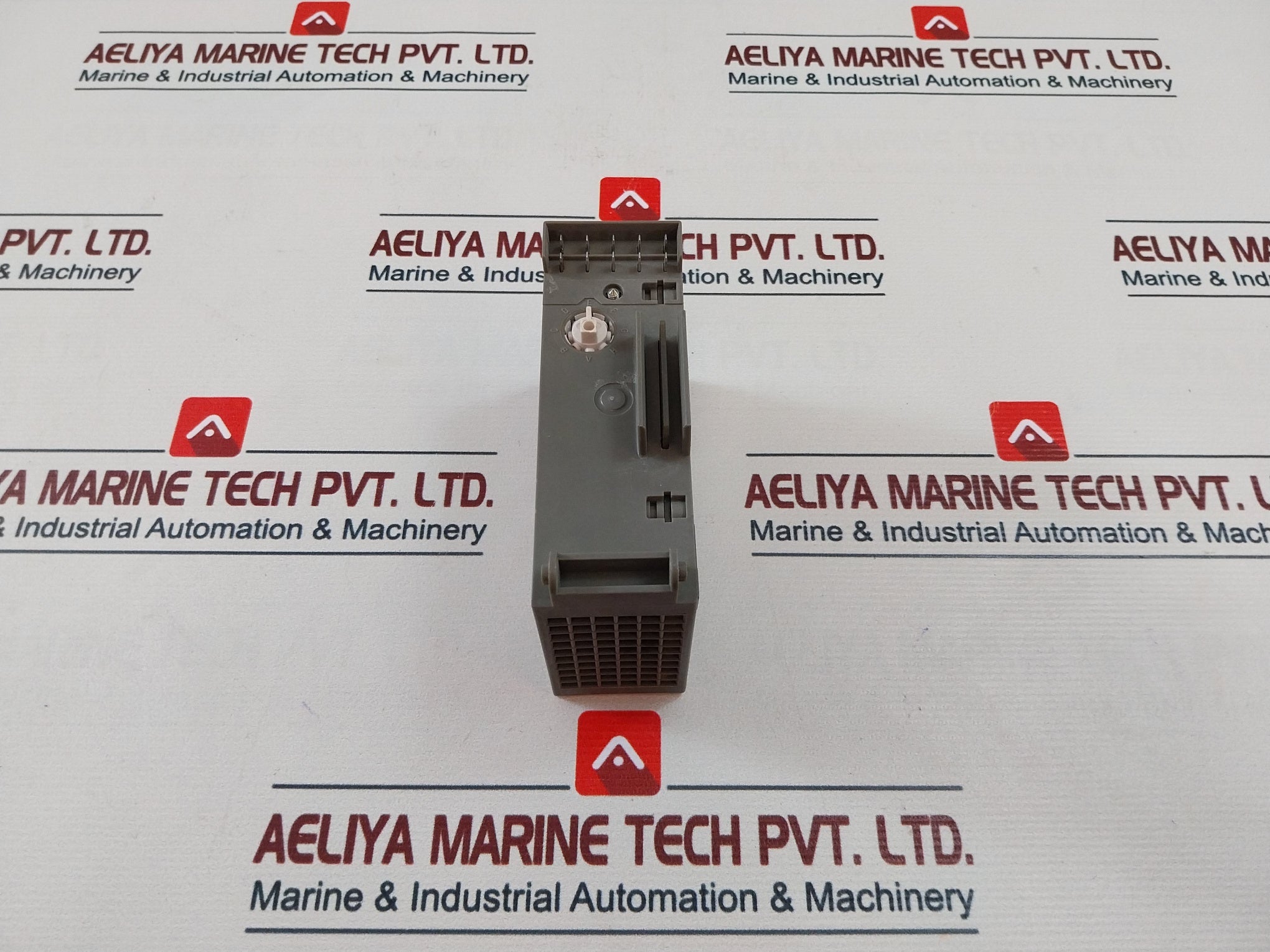 Siemens 6Es5 441-8Ma11 Digital Output Module 8X24V