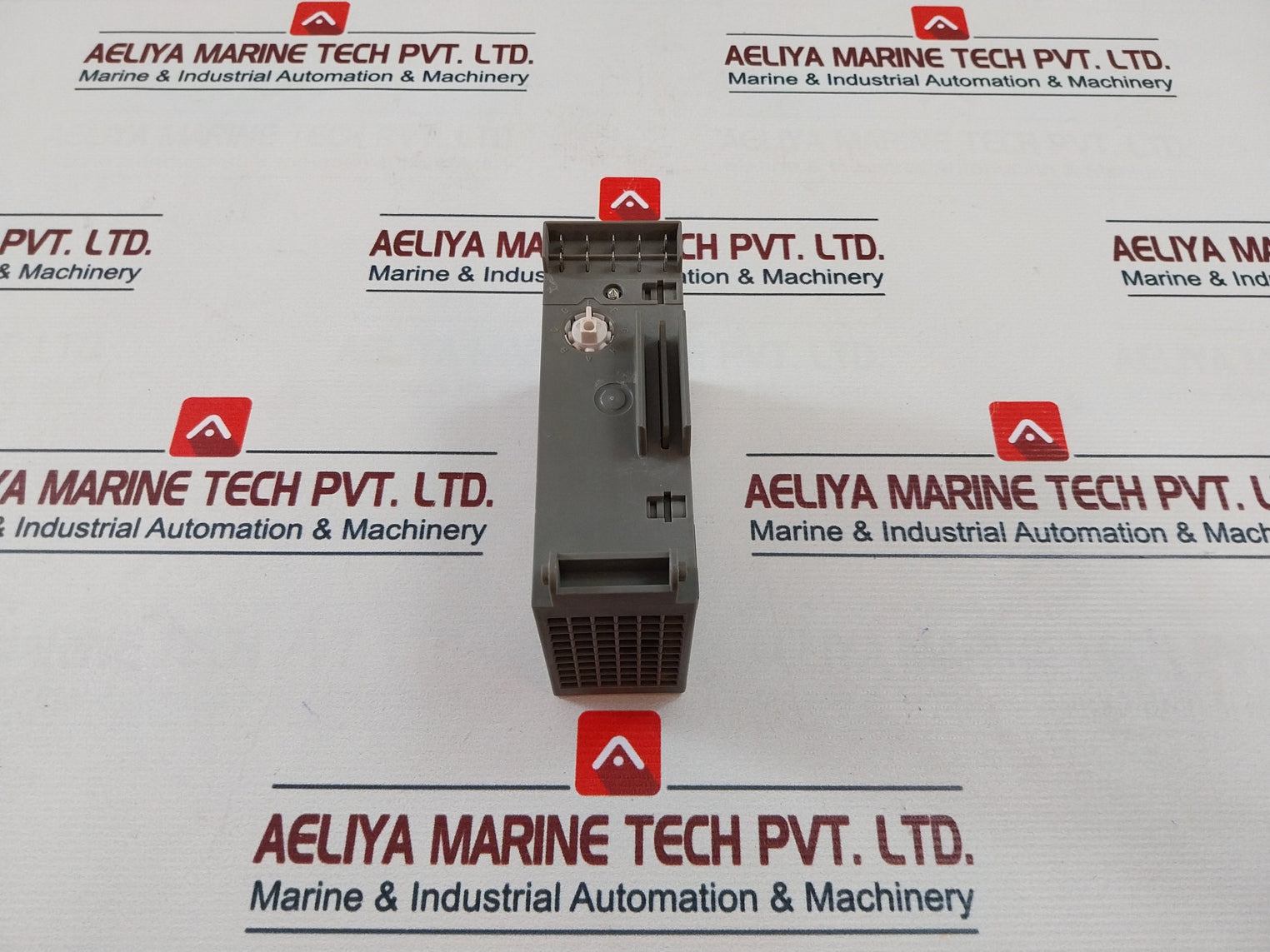 Siemens 6Es5 441-8Ma11 Digital Output Module 8X24V