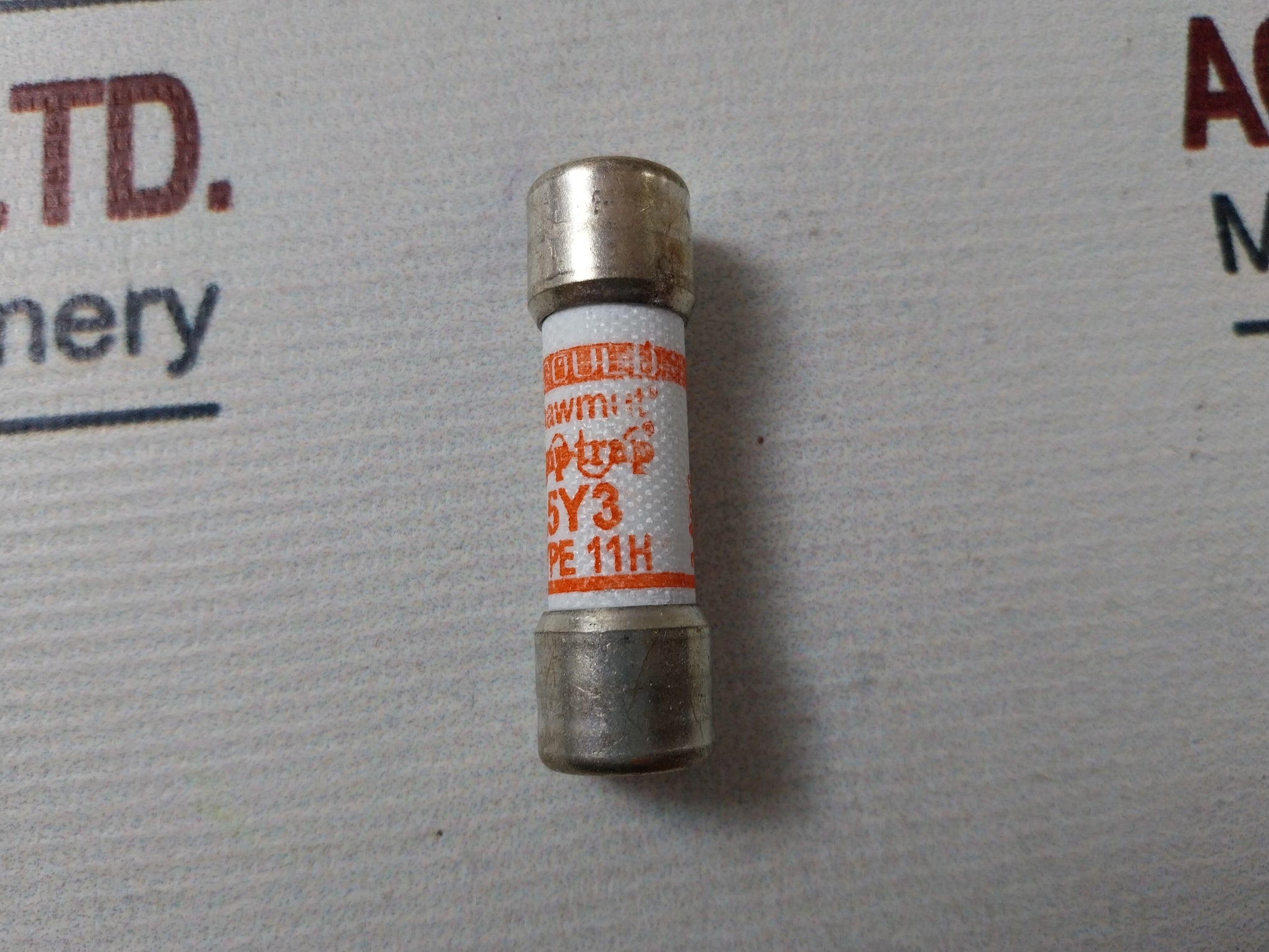SHAWMUT A5Y3-11H Fuse 3A 500V AC DIA 15X50 ESWB.0101.064