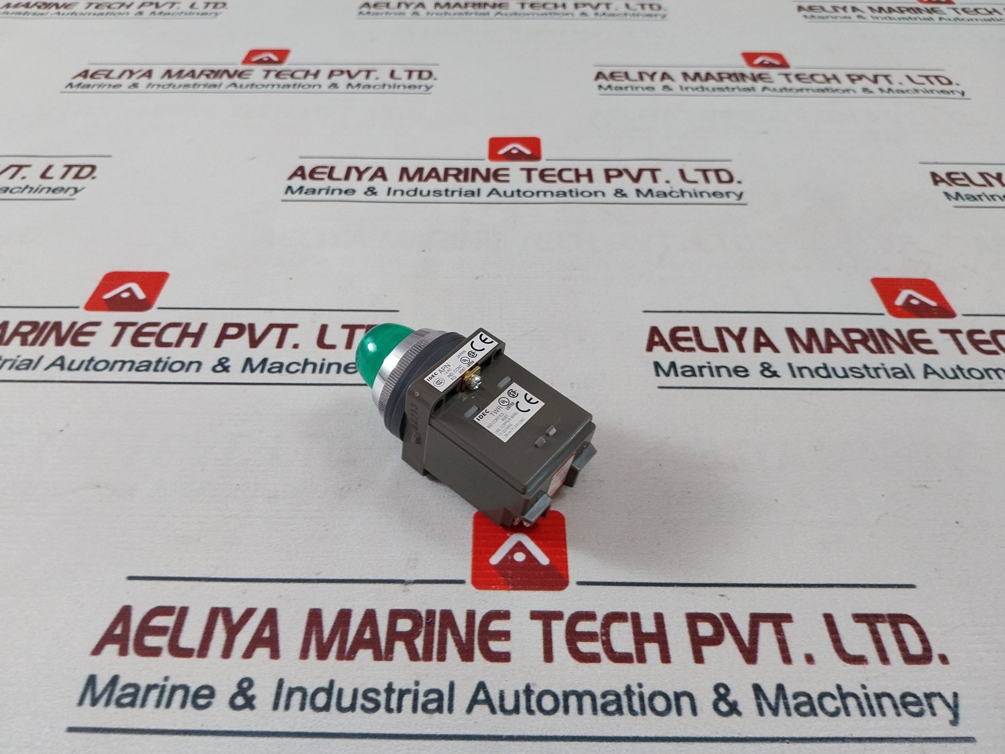 Idec Apn148g Pilot Light Green 400/440v 12-22awg