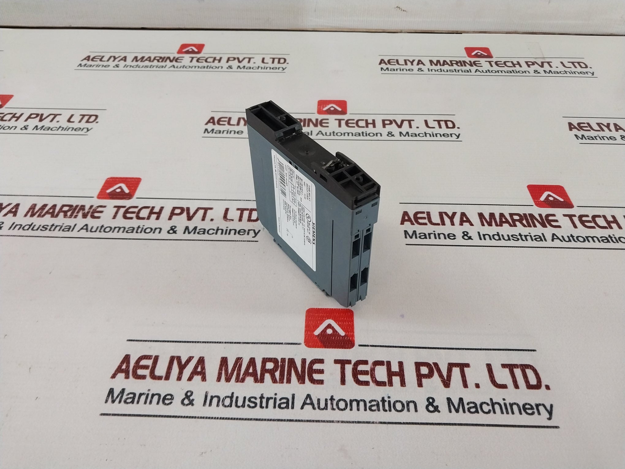 Siemens 3Rp2525-1Aw30 Time Relay 50/60Hz 12-240V Ac/Dc