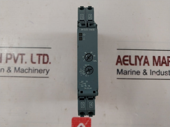 Siemens 3Rp2525-1Aw30 Time Relay 50/60Hz 12-240V Ac/Dc