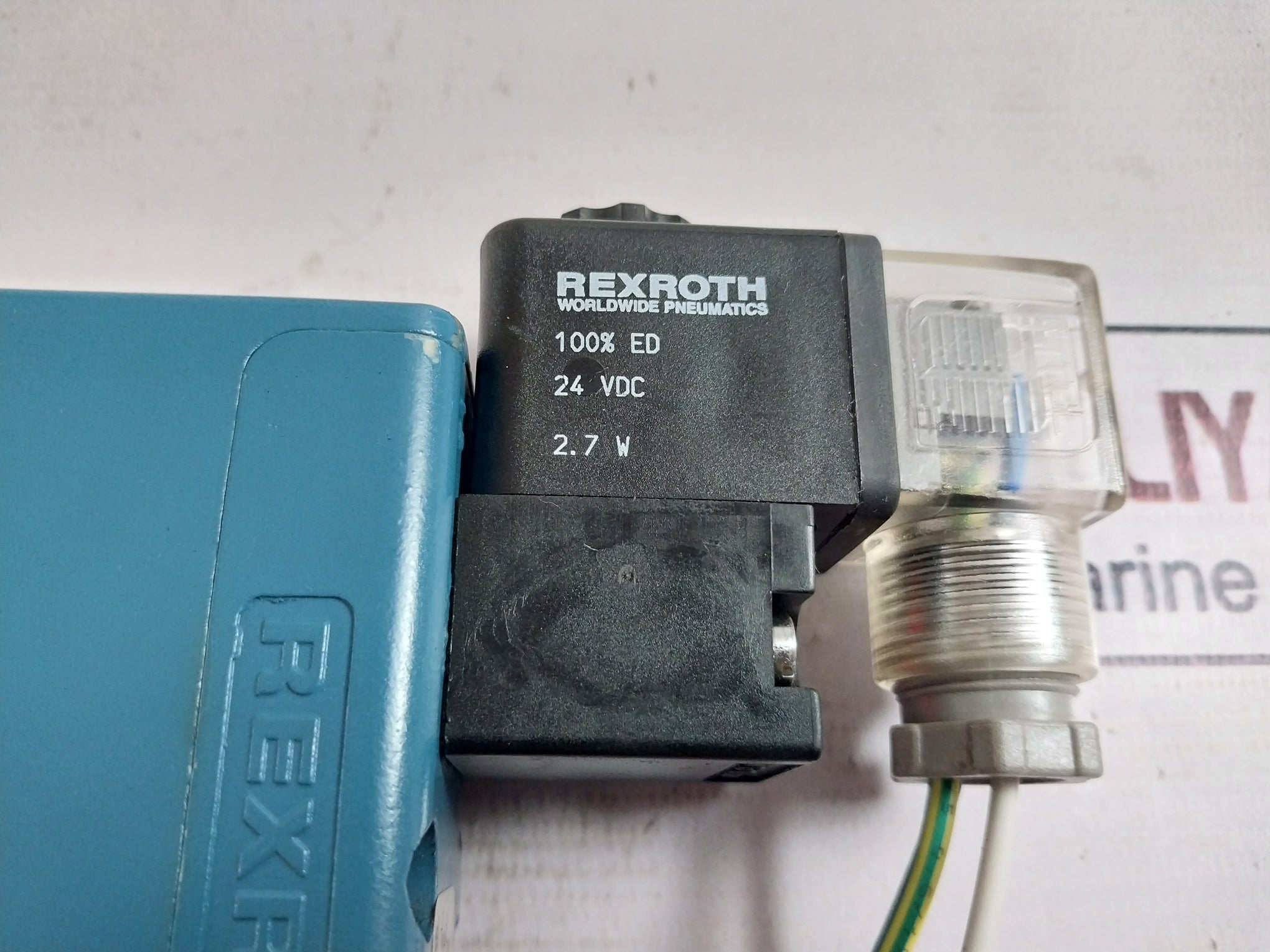 Rexroth R432006385 Ceram Solenoid Valve Aventics 24Vdc