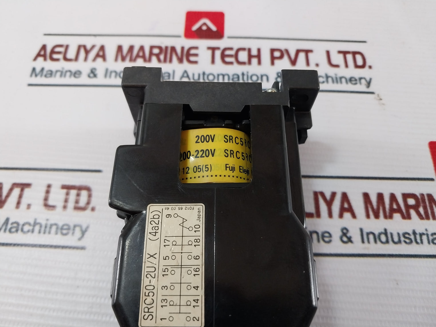 Fuji Electric Src50-2U/X (4A2B) Magnetic Contactor 200-220V 50/60Hz