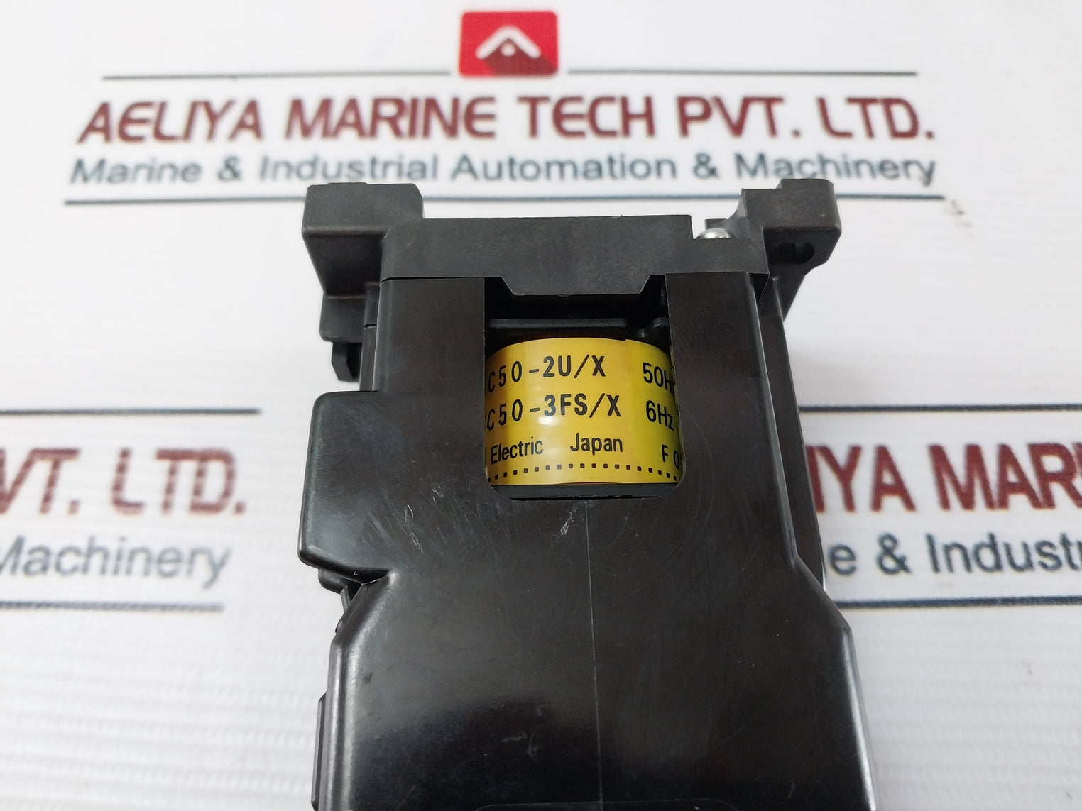 Fuji Electric Src50-2U/X (4A2B) Magnetic Contactor 200-220V 50/60Hz