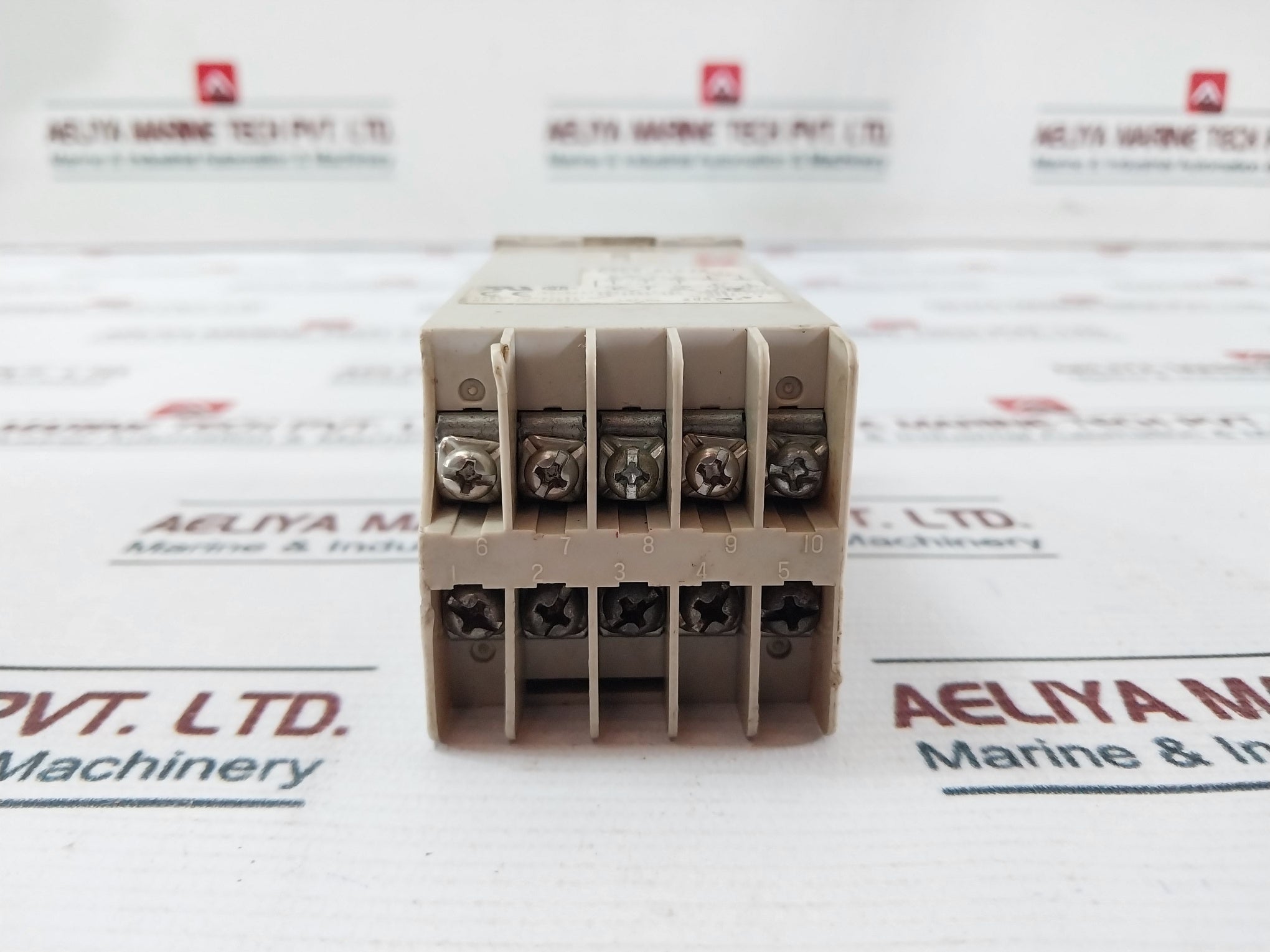 Omron E5Cs-r1Kjx Temperature Controller