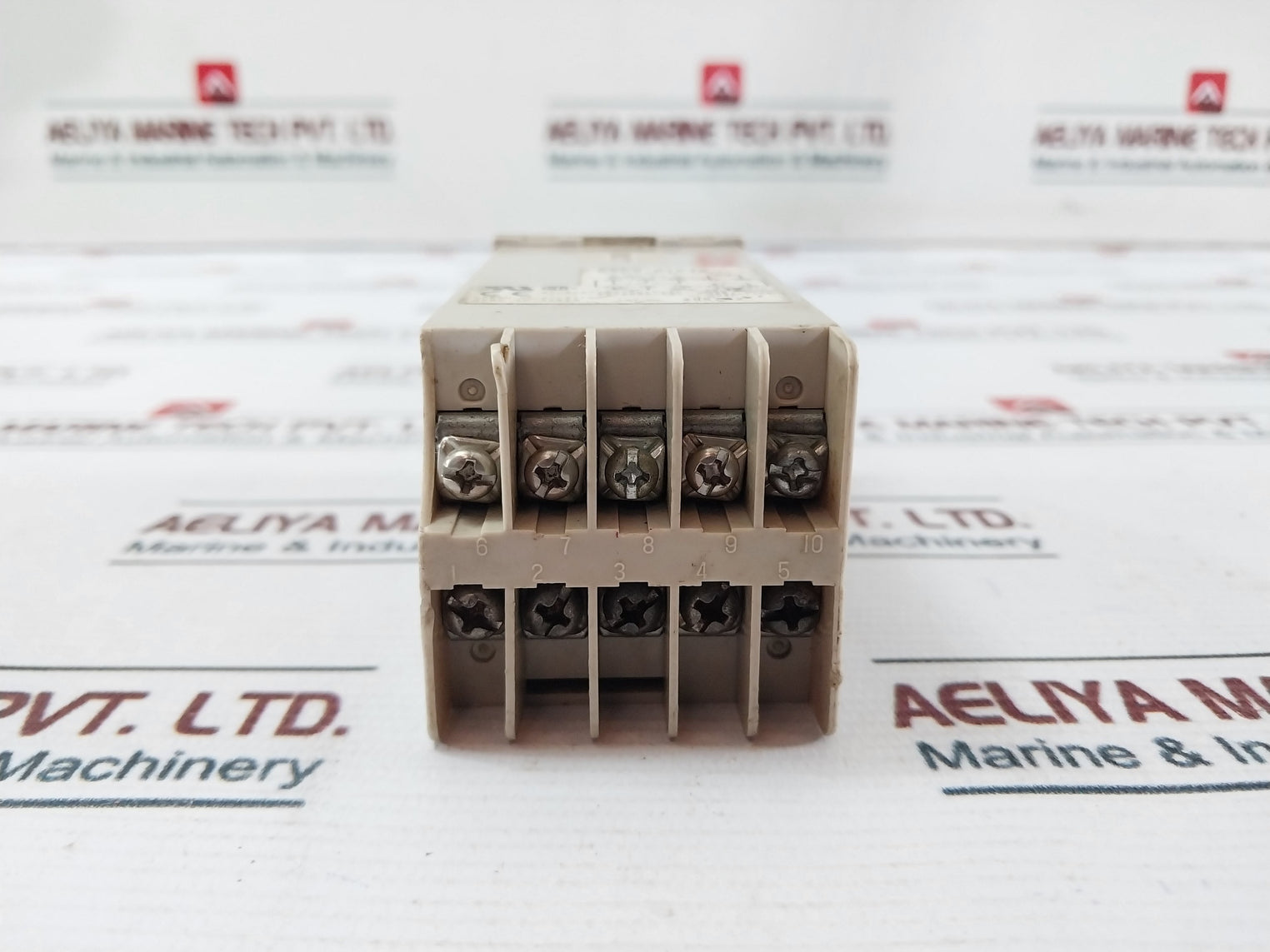 Omron E5Cs-r1Kjx Temperature Controller