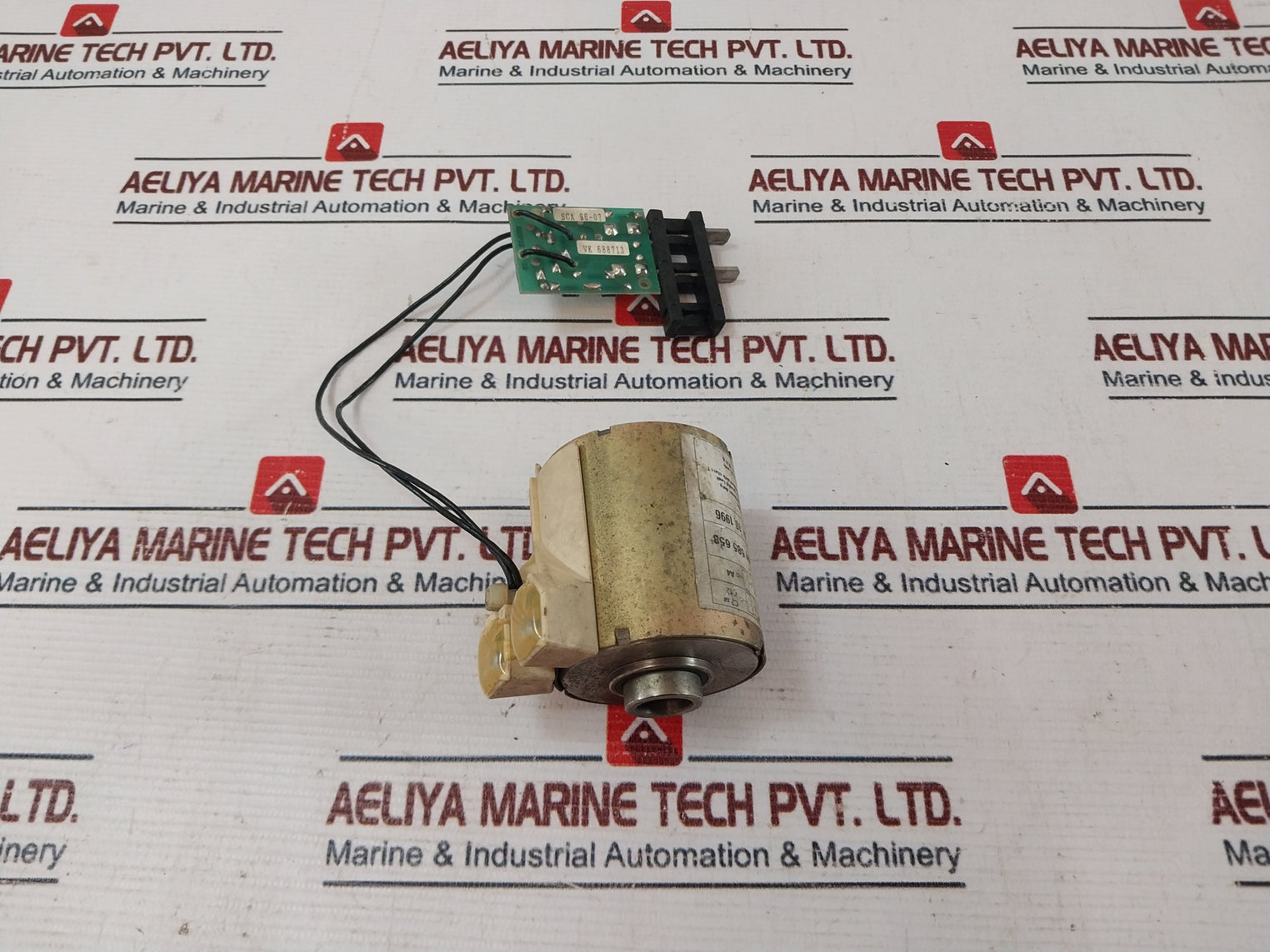 Merlin Gerin 685 658 Mx-a Shunt Trip Unit Xf-e Closing Release Circuit Breaker