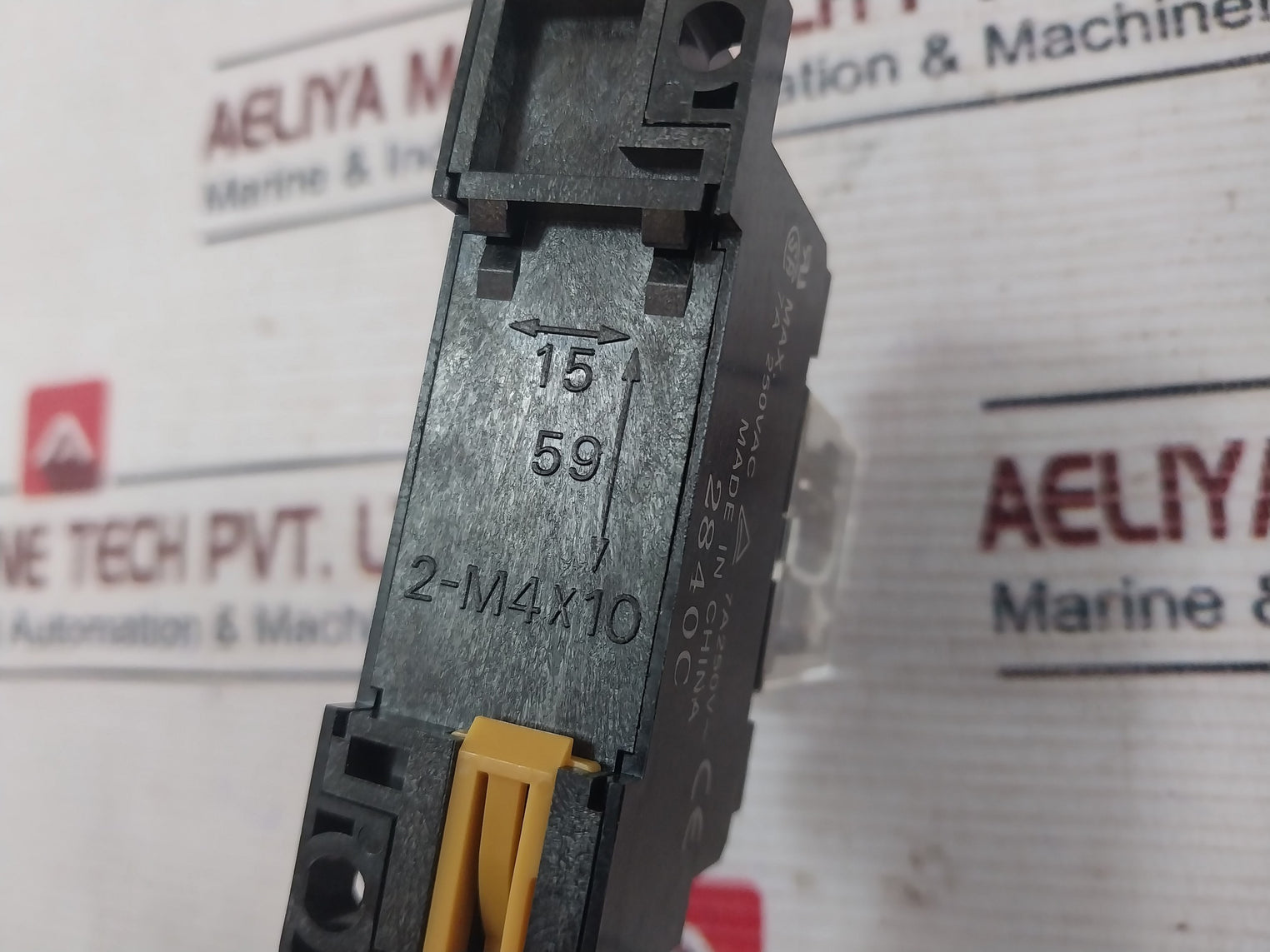 Omron My2N Miniature Power Relay 5A 250Vac