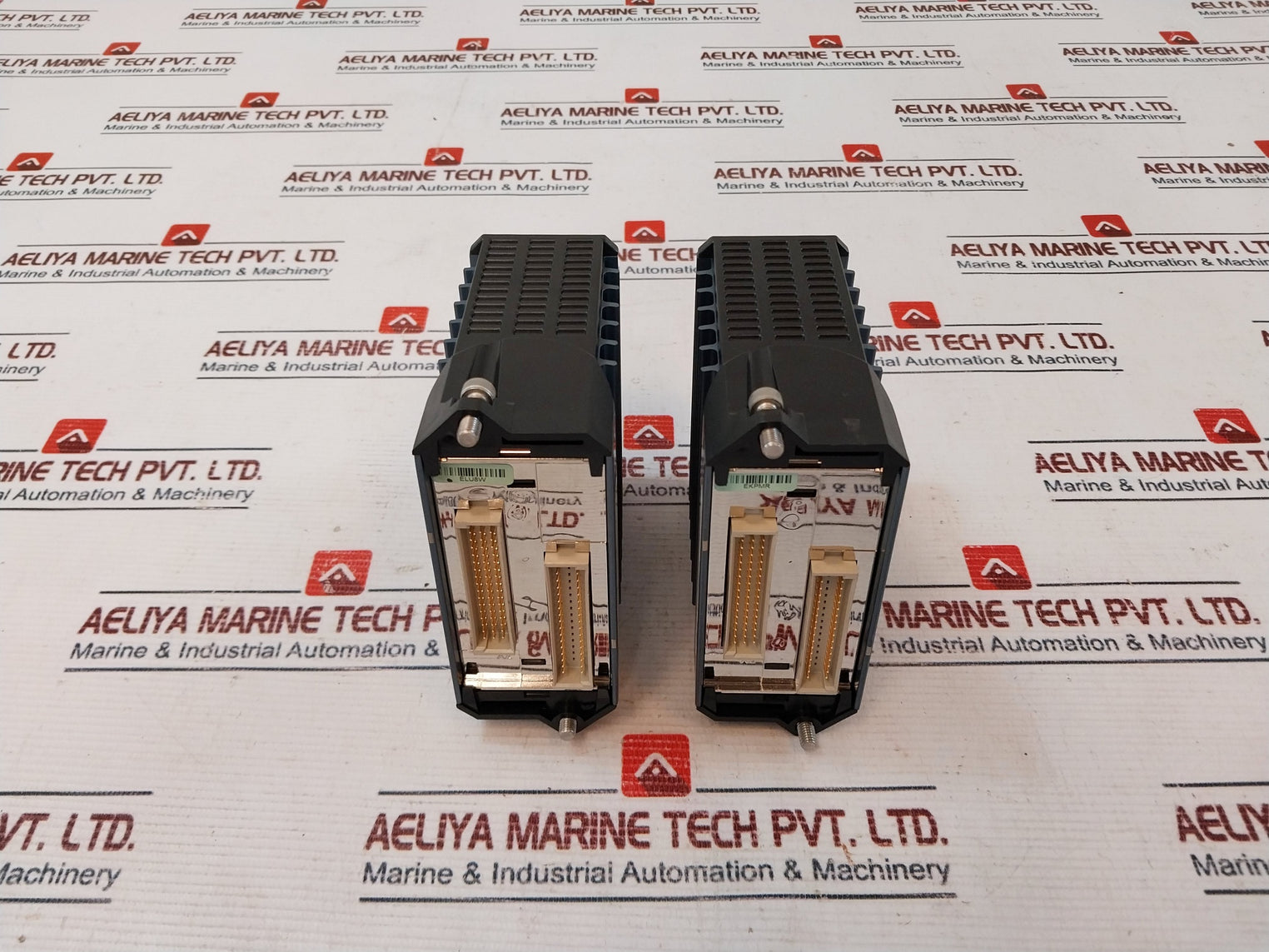 Foxboro FBM227 Input Output Interface Module (4 Input 2 Output) RH927AC