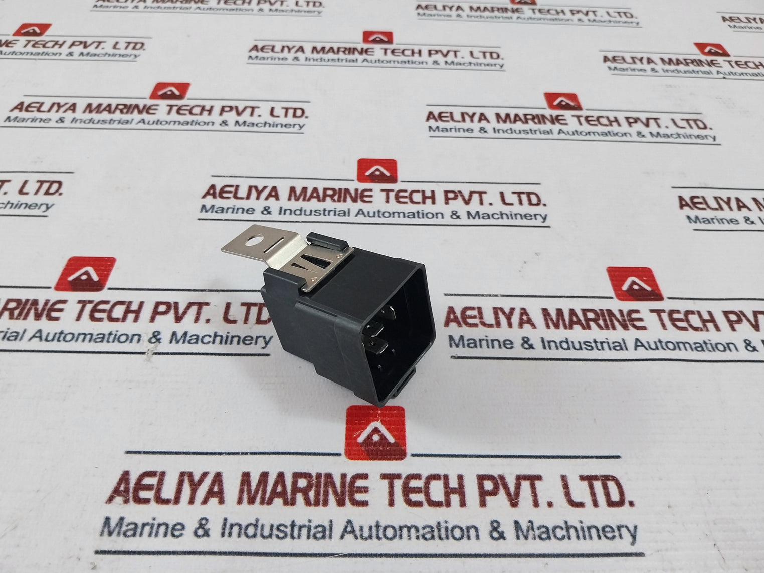 Hella 4RD 933 332-20 Power Relay 24V 10/20A