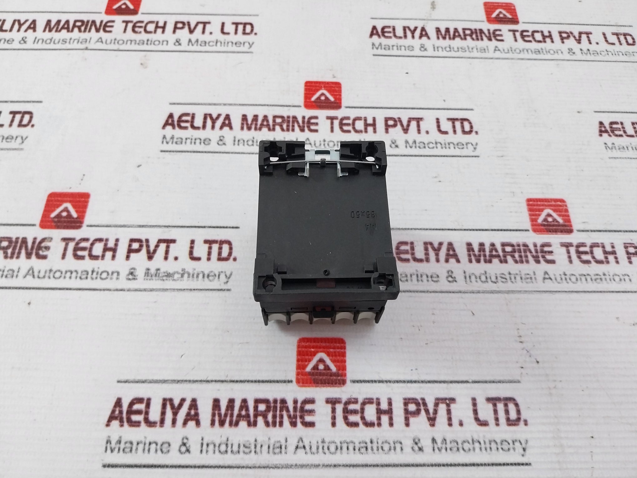 Moeller Dil Er-40 Contactor Relay 600V 10A 50/60Hz