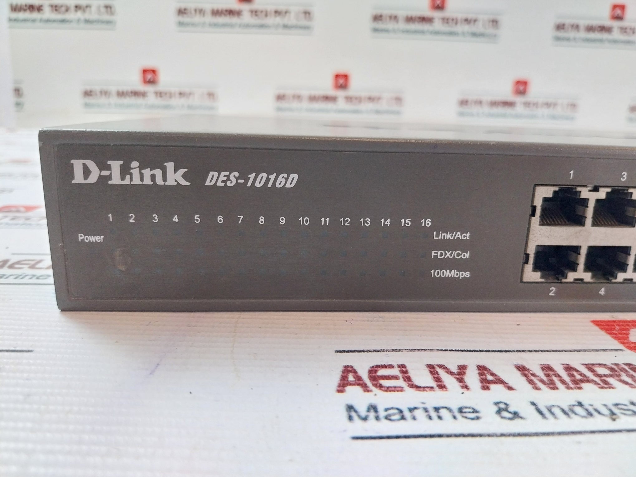 D-link Des-1016d Ethernet Switch 100-240vac 50-60hz