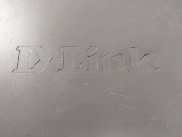 D-link Des-1016d Ethernet Switch 100-240vac 50-60hz