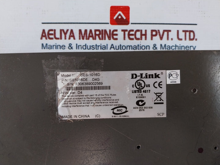 D-link Des-1016d 10/100 Fast Ethernet Switch 100-240vac 0.3a Ies1016de....d4g
