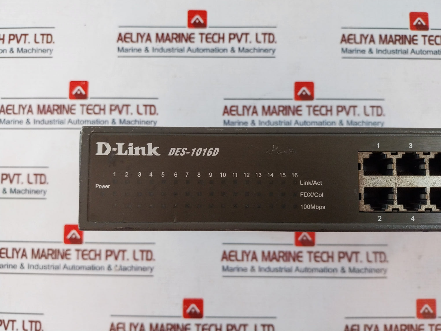 D-link Des-1016d 10/100 Fast Ethernet Switch 100-240vac 0.3a Ies1016de....d4g