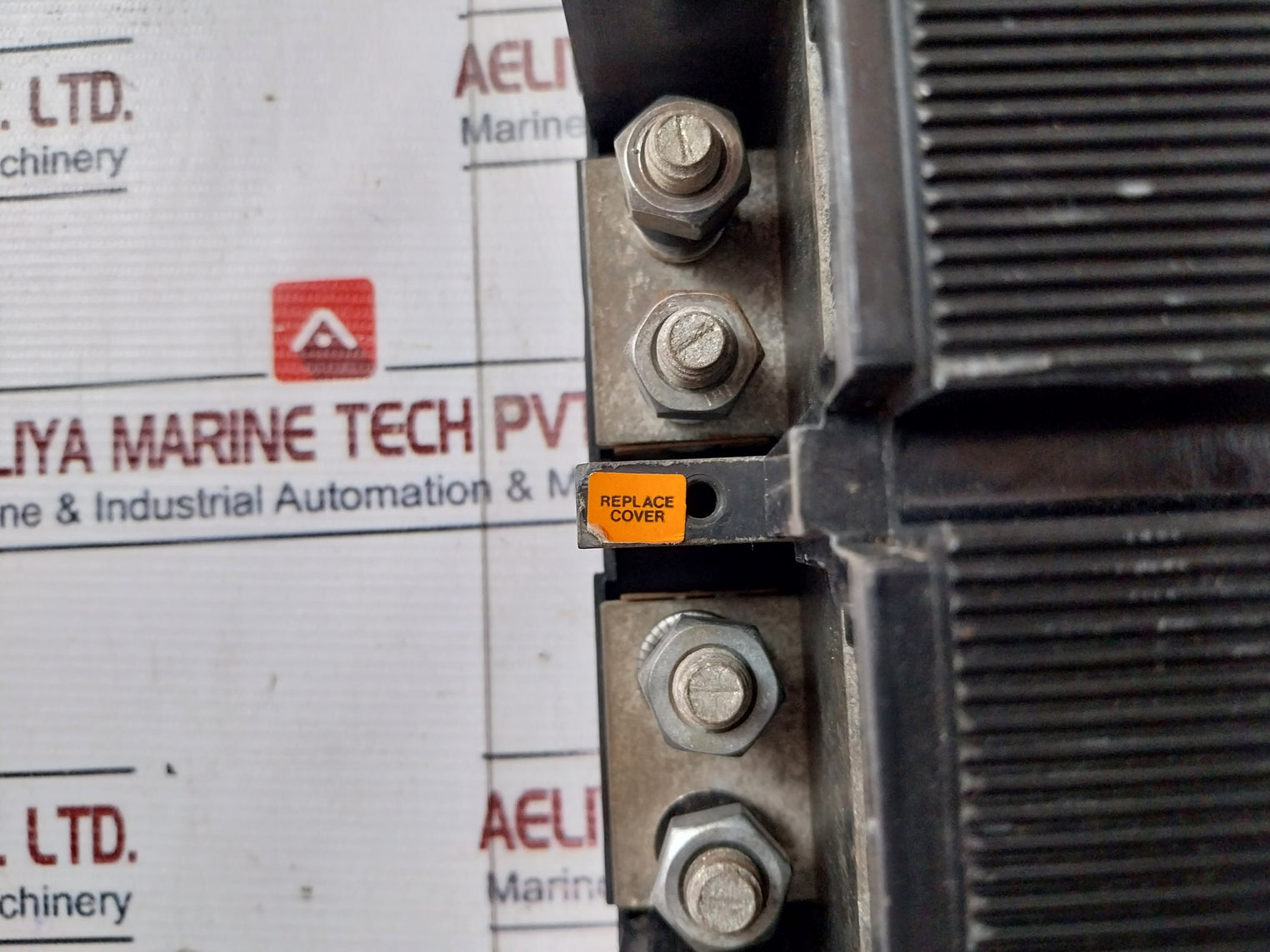 Merlin Gerin C801 H Circuit Breaker 750V 800A