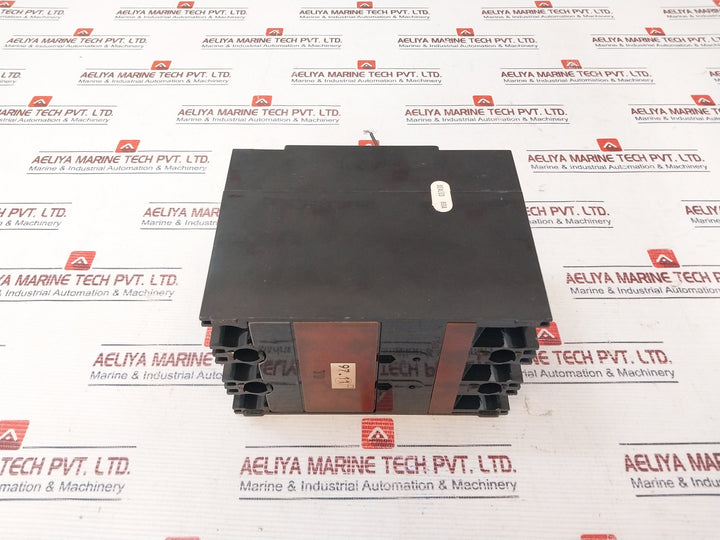 Terasaki Tl-100F Tem Break 3 Pole Current Limiting Circuit Breaker 60A Ac690V