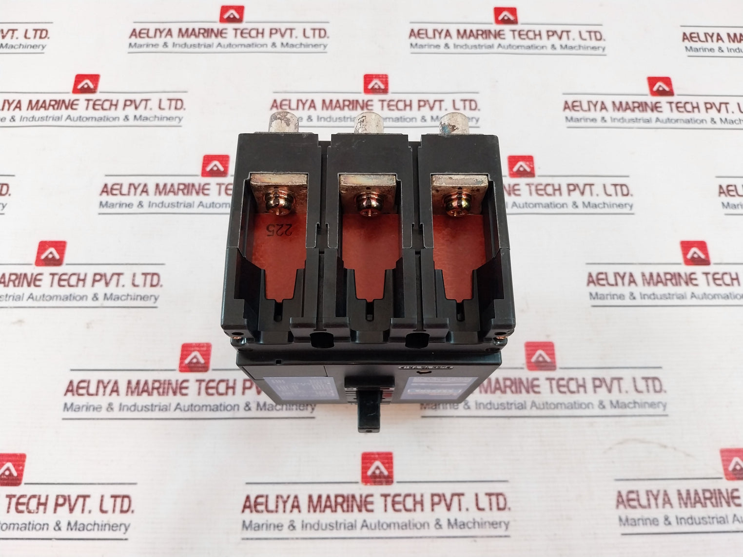 Terasaki TemBreak XS225NS 3 Pole Circuit Breaker 225A AC690V 50-60Hz