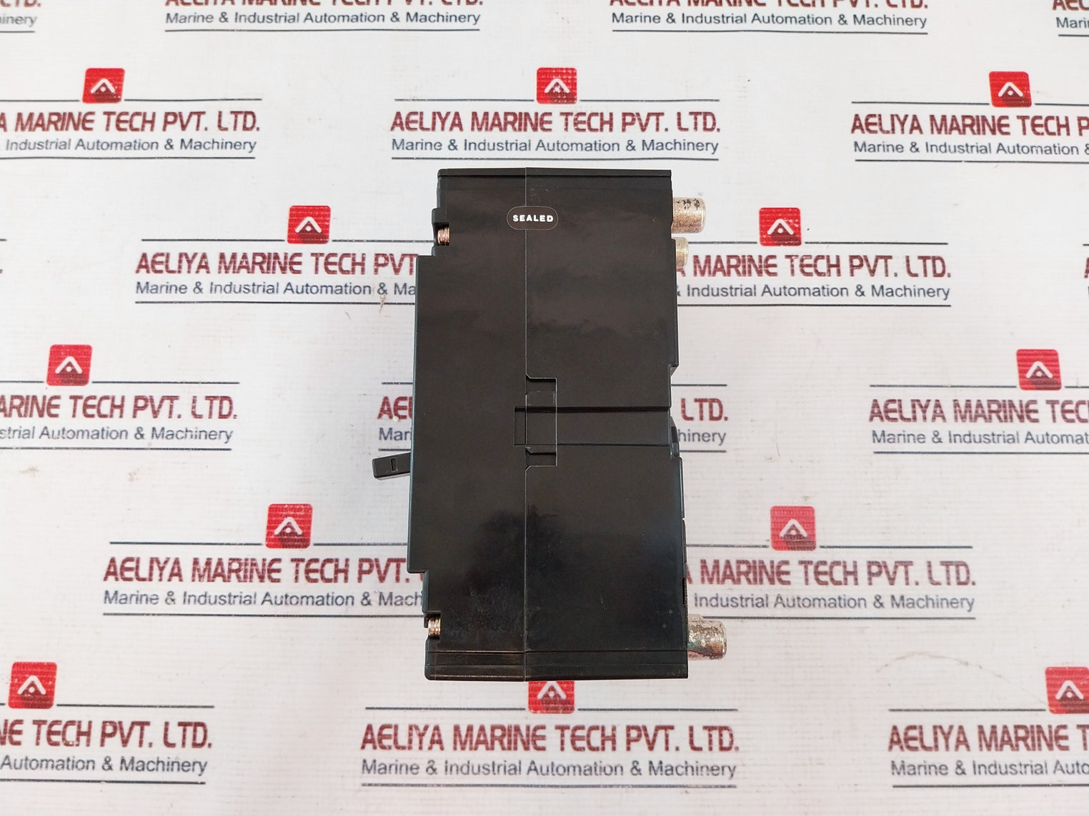 Terasaki TemBreak XS225NS 3 Pole Circuit Breaker 225A AC690V 50-60Hz