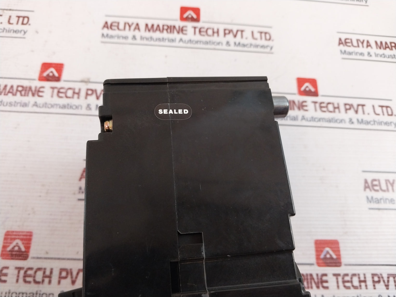 Terasaki Electric Xs225Ns 3-pole Circuit Breaker 125A Ac690V