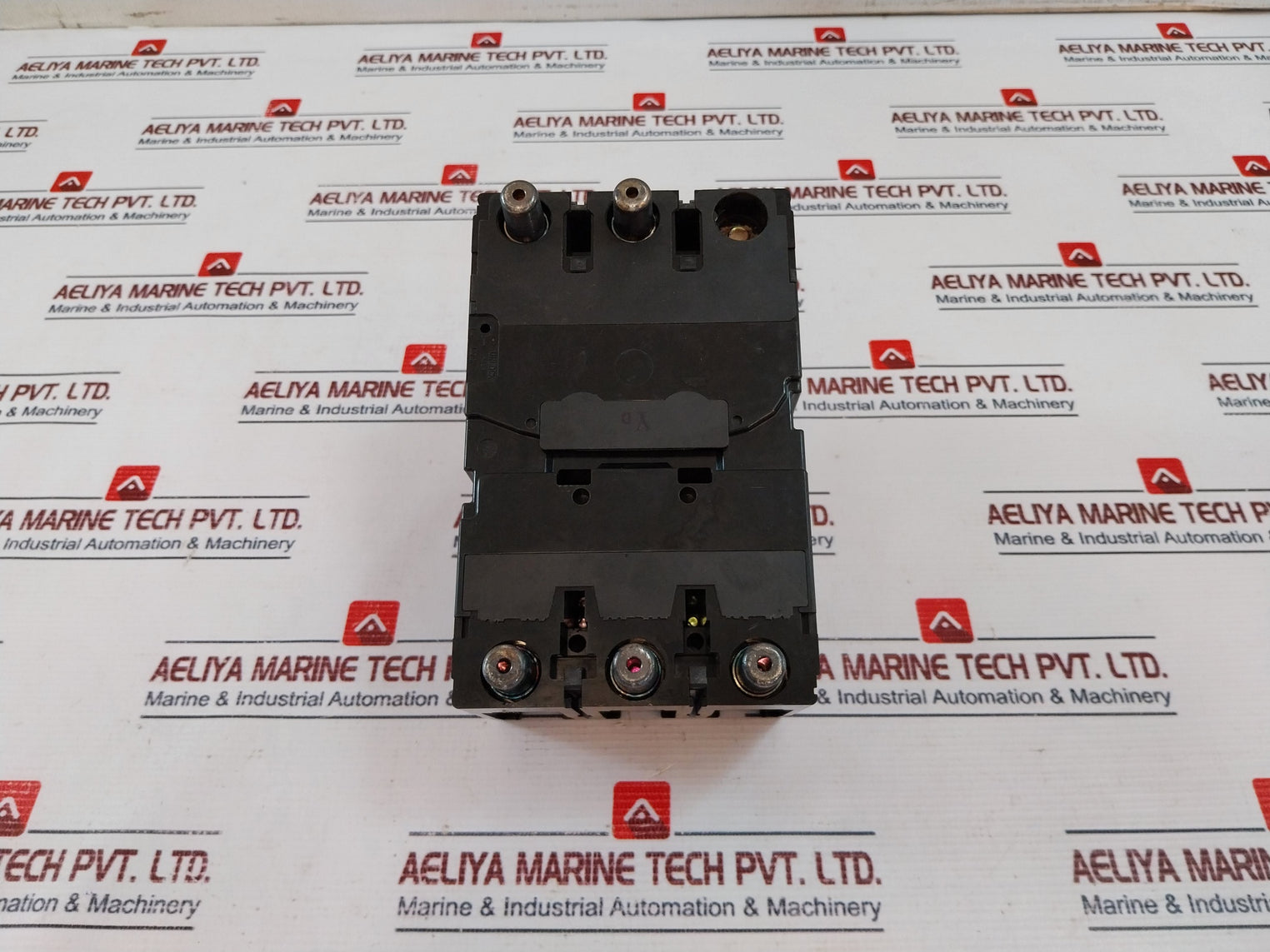 Terasaki Xs225Ns 3-pole Circuit Breaker 225A Ac690V 50/60Hz