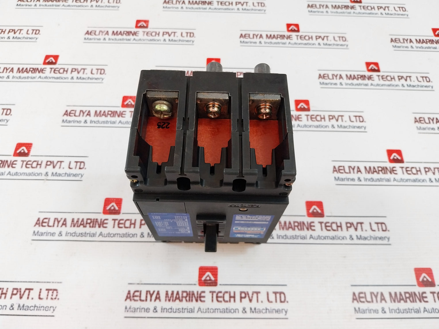 Terasaki Xs225Ns 3-pole Circuit Breaker 225A Ac690V 50/60Hz